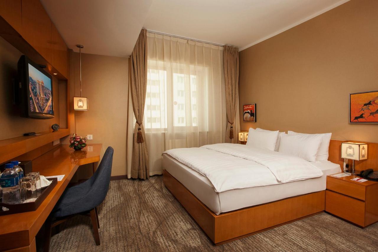 Ramada Ulaanbaatar City Center מראה חיצוני תמונה
